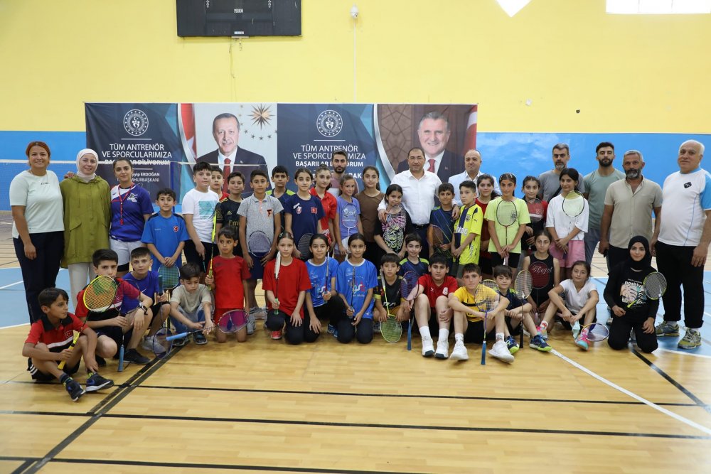 Badminton Gelişim Kampı Ağrı’da Başladı